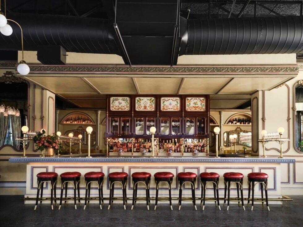 5 Ways to Design the Perfect Commercial Bar Top